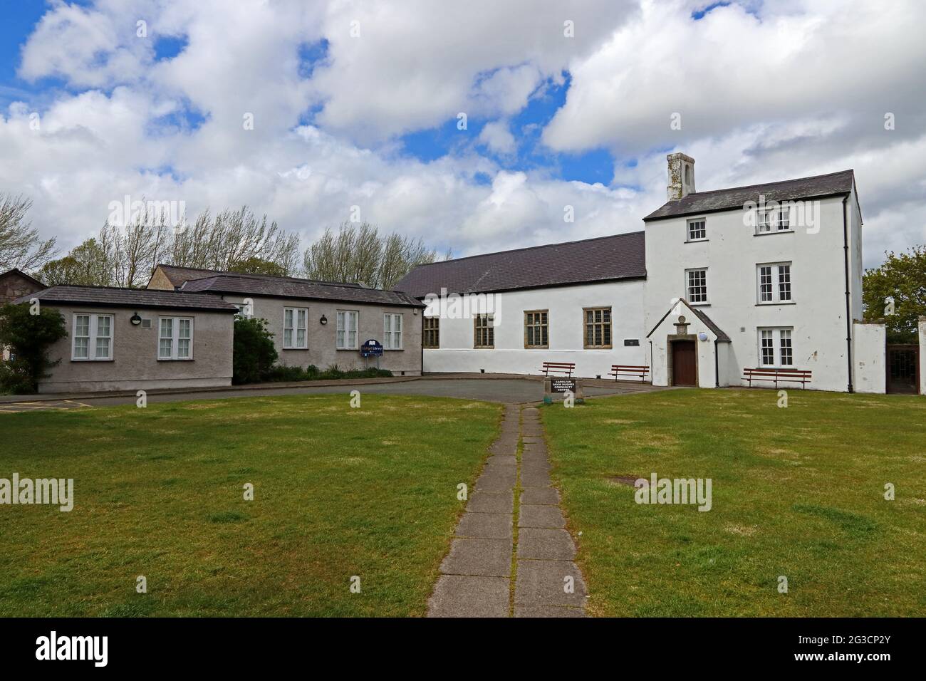 Canolfan David Hughes Community Centre and Llyfrgell Library, Beaumaris, Angelsey Stock Photo