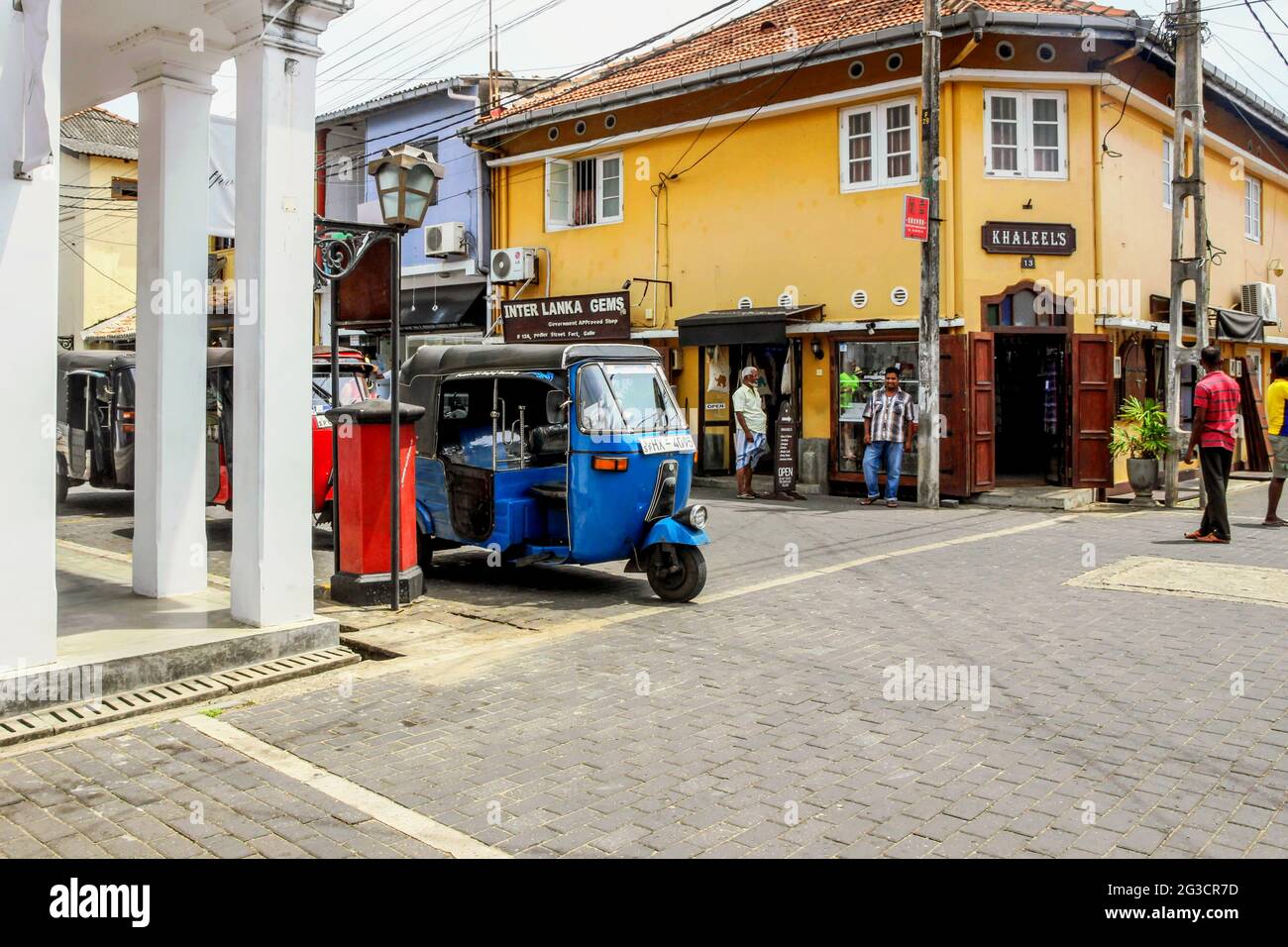 Street View Sri Lanka Street View In Galle Old Town In Sri Lanka Stock Photo - Alamy