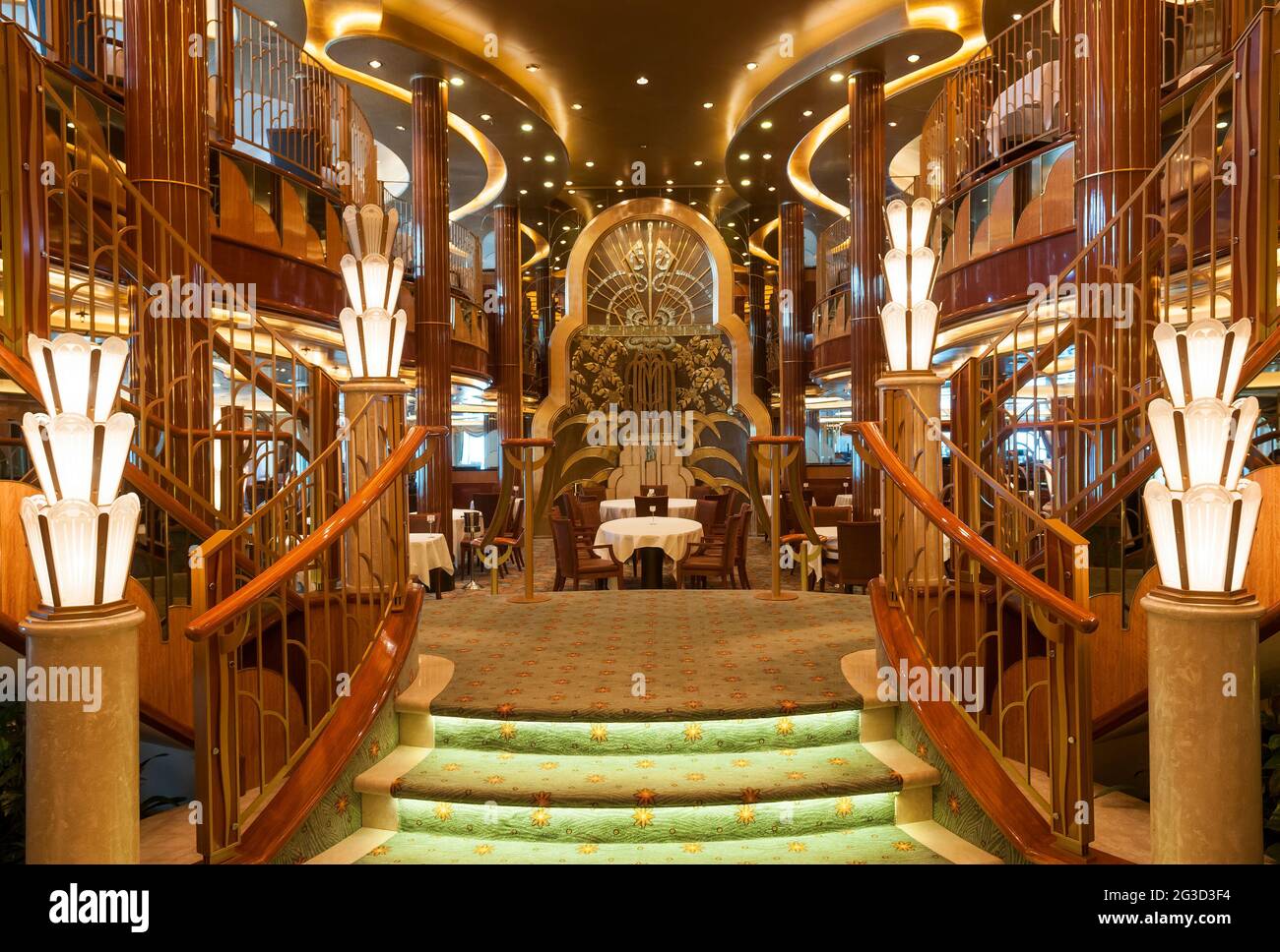 The Britannia Restaurant aboard the Cunard cruise ship the MS Queen Elizabeth Stock Photo