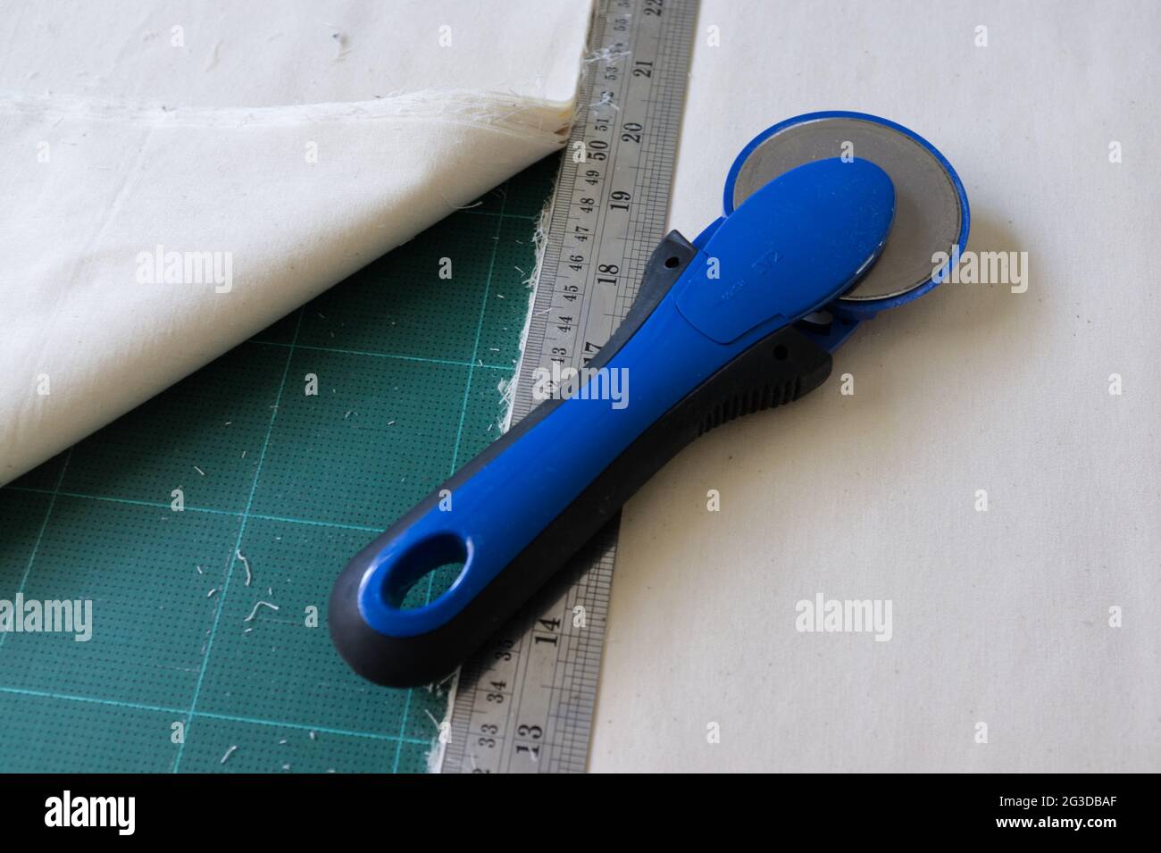 Rotary cutter hi-res stock photography and images - Alamy