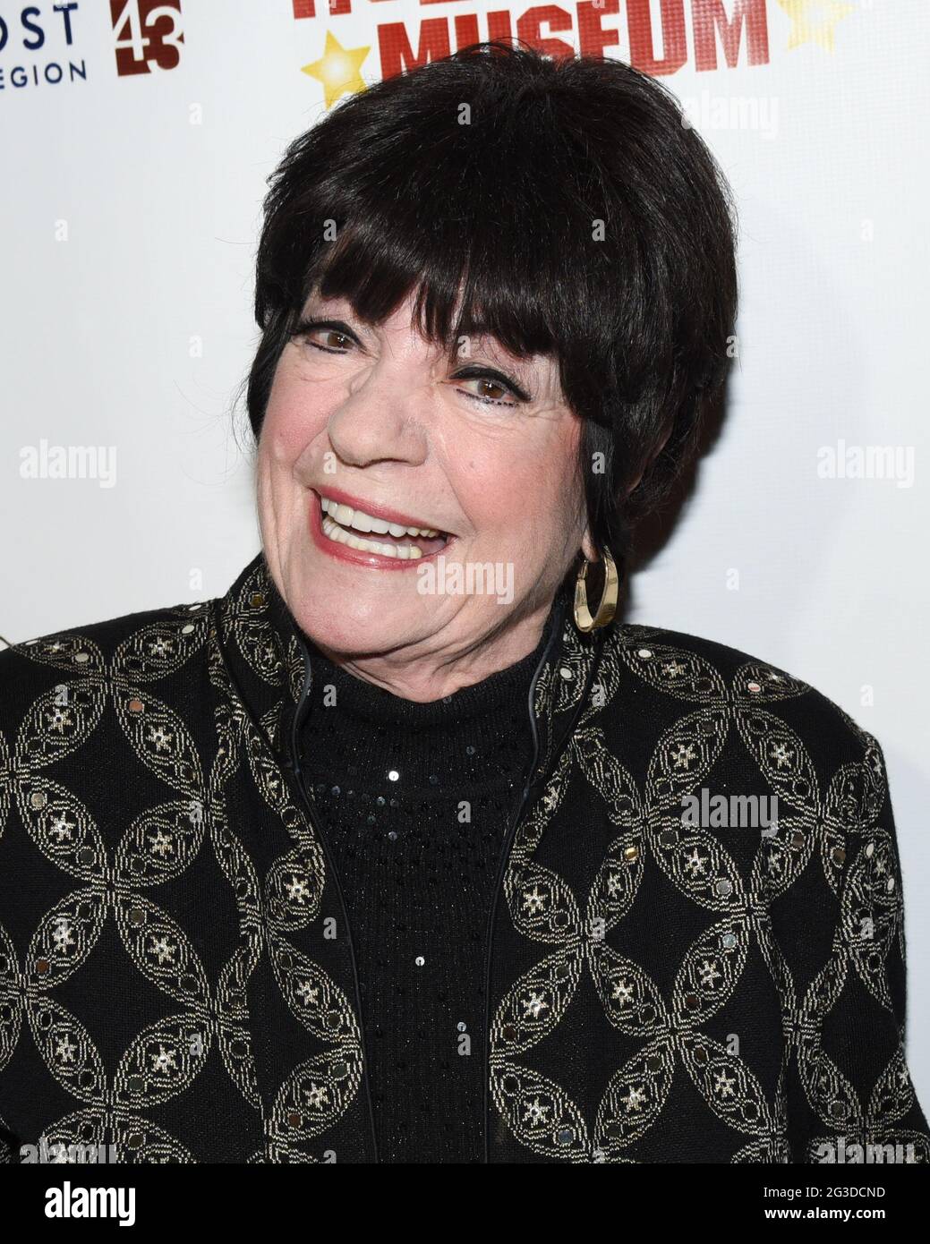 Joanne worley hi-res stock photography and images - Alamy