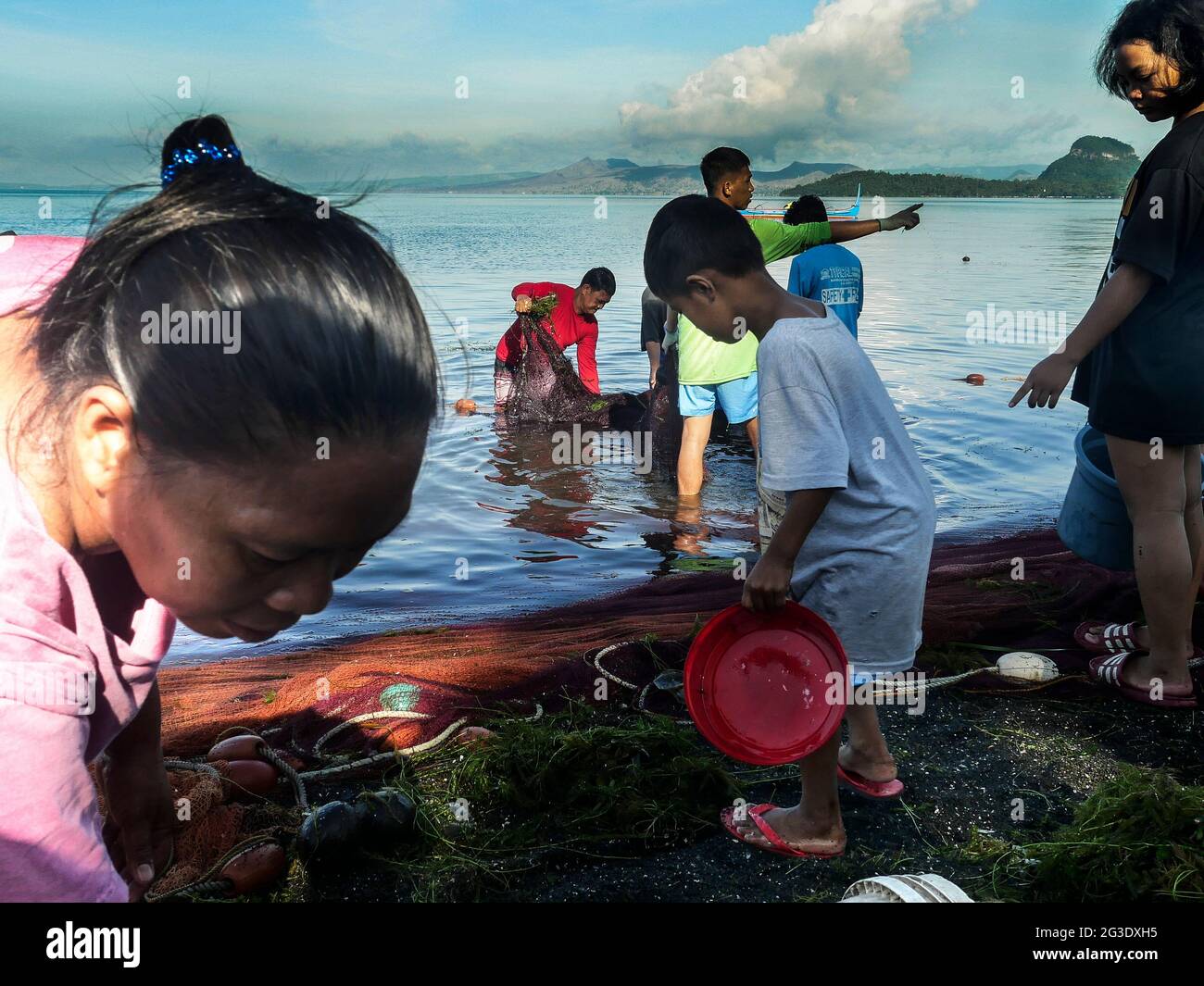 Page 2 Taal Batangas High Resolution Stock Photography And Images Alamy