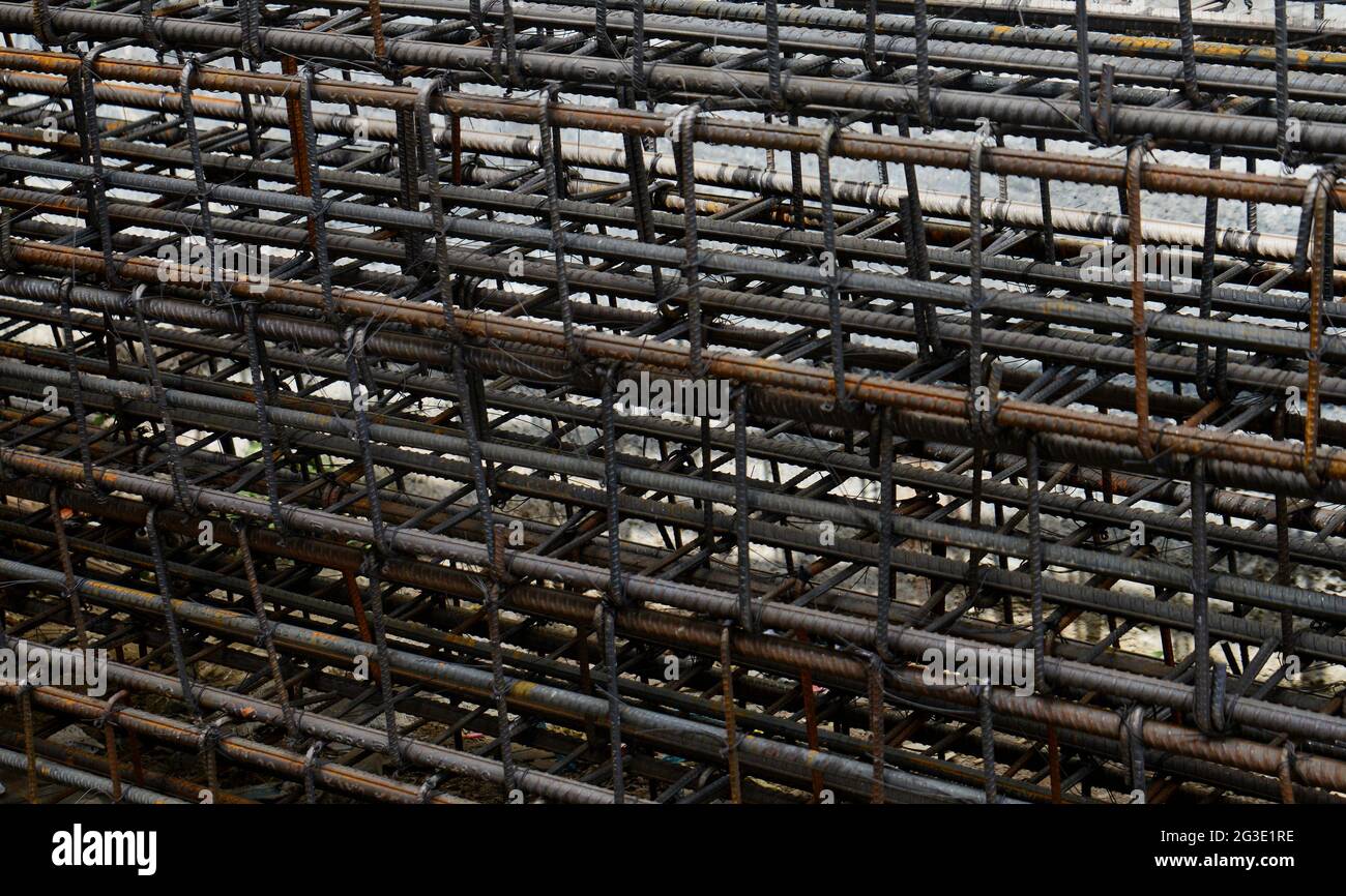 close-up-of-iron-rods-used-for-construction-stock-photo-alamy