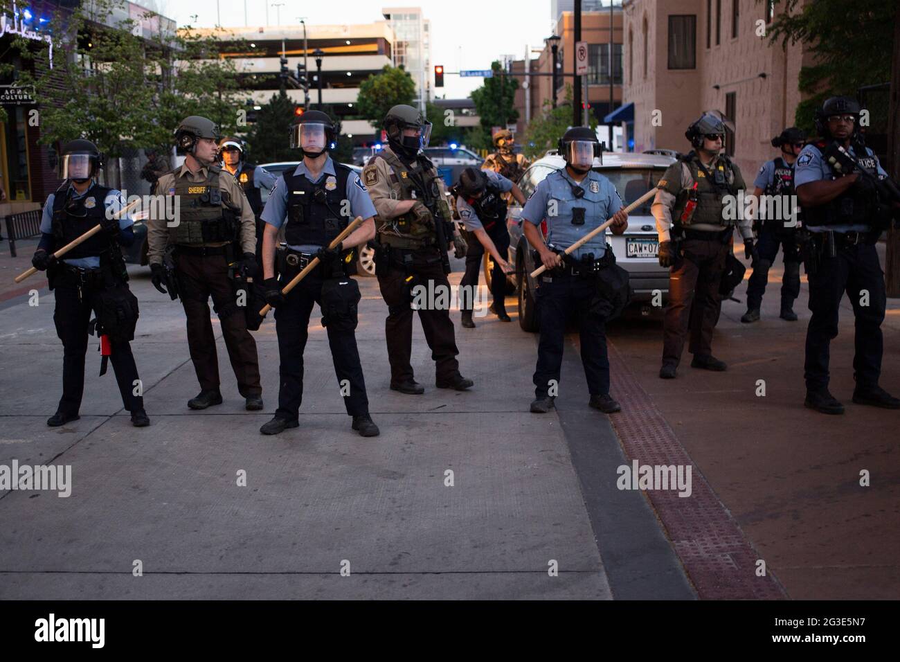 Hennepin police car hires stock photography and images Alamy