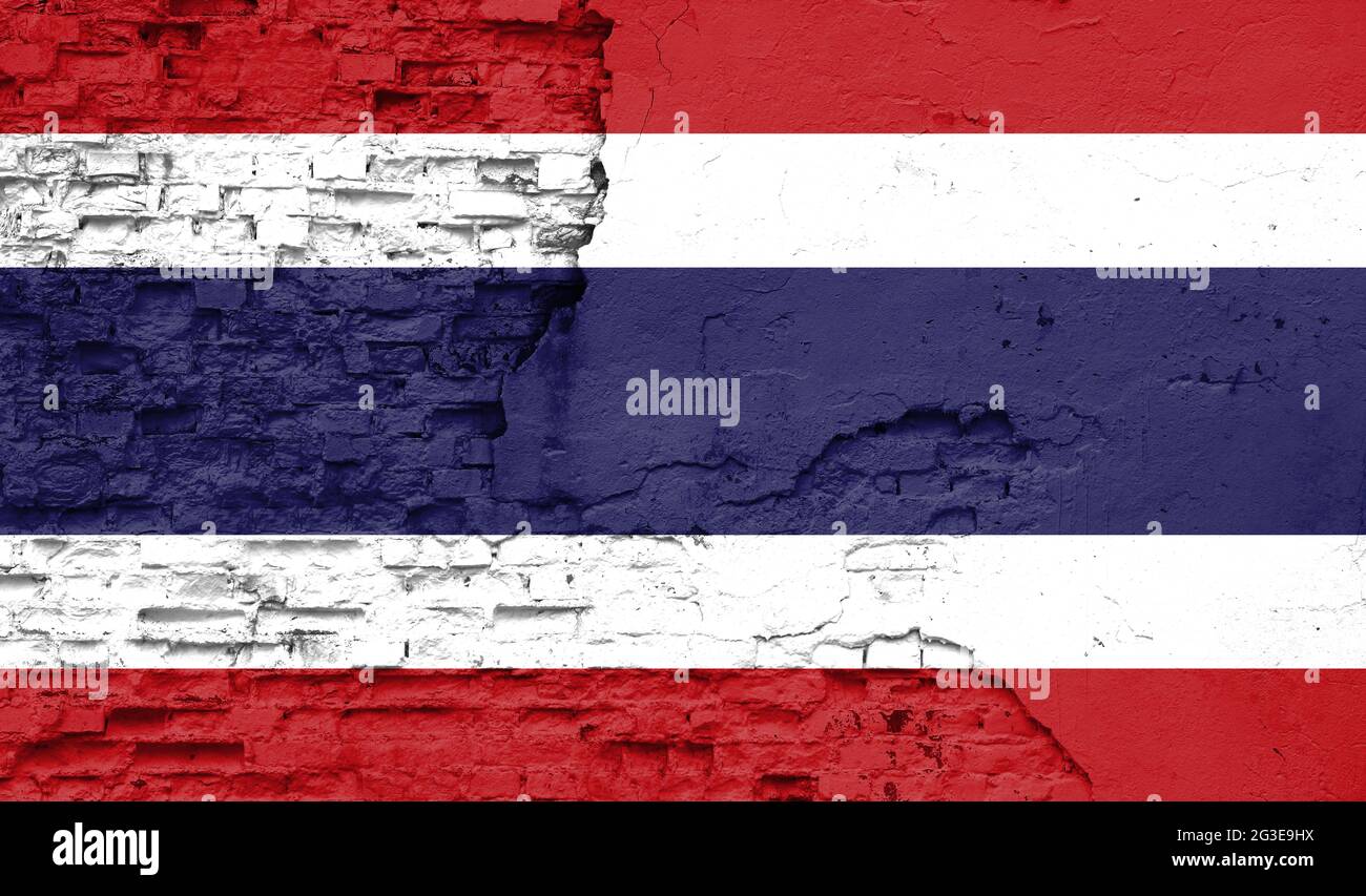 Thailand flag is painted onto an old brick wall Stock Photo - Alamy