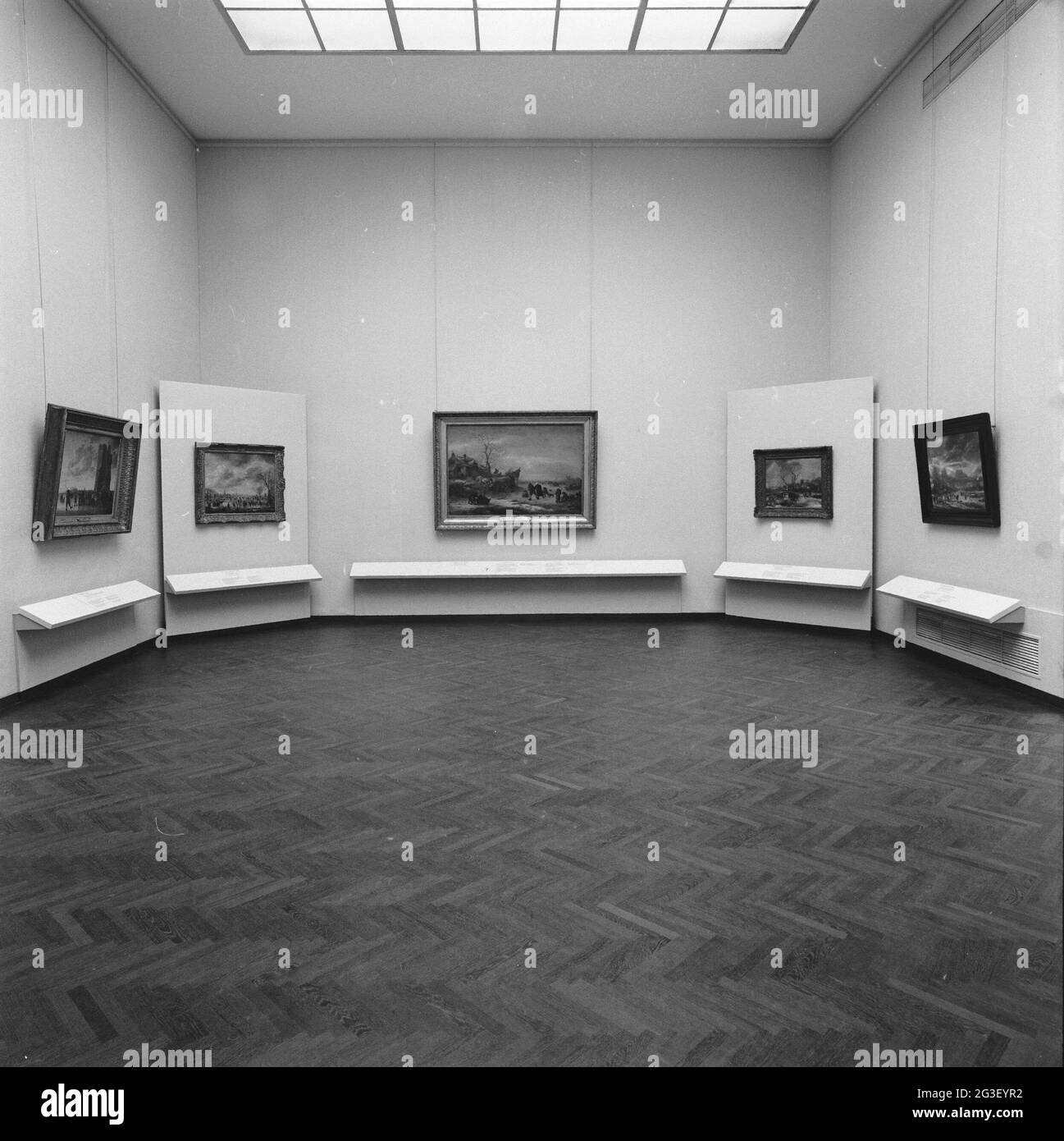 Room with five paintings; Exhibition Our masters of the landscape Stock