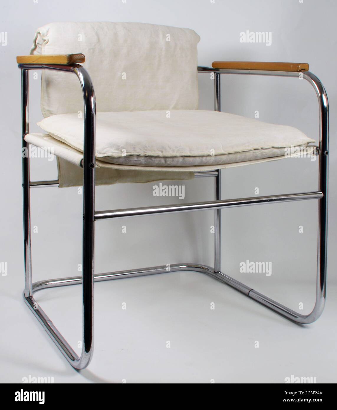 furnishings, tubular steel chair 'U', design: Lutz Rudolph, ADDITIONAL-RIGHTS-CLEARANCE-INFO-NOT-AVAILABLE Stock Photo