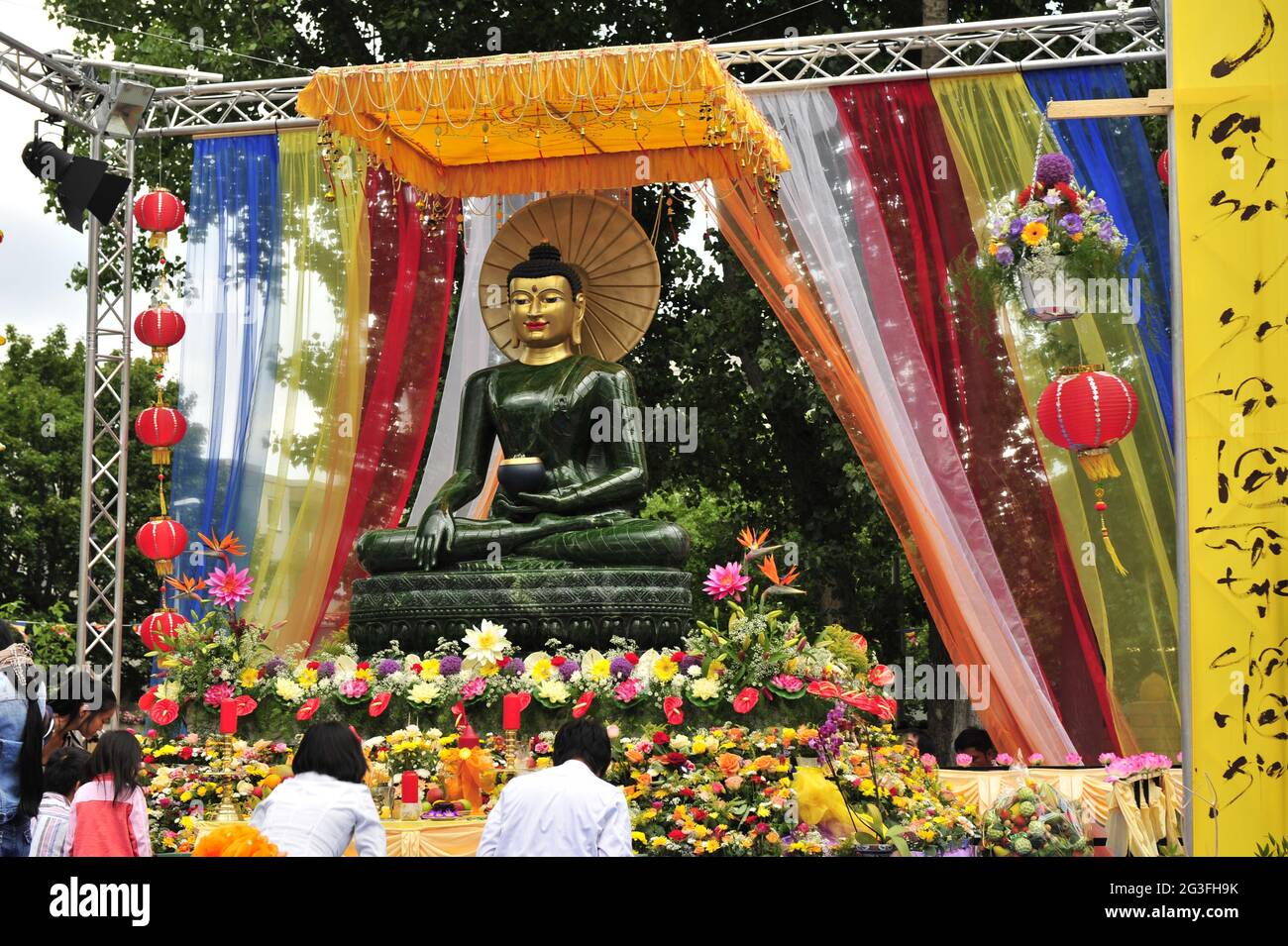 Jade Buddha Statue Stock Photo Alamy