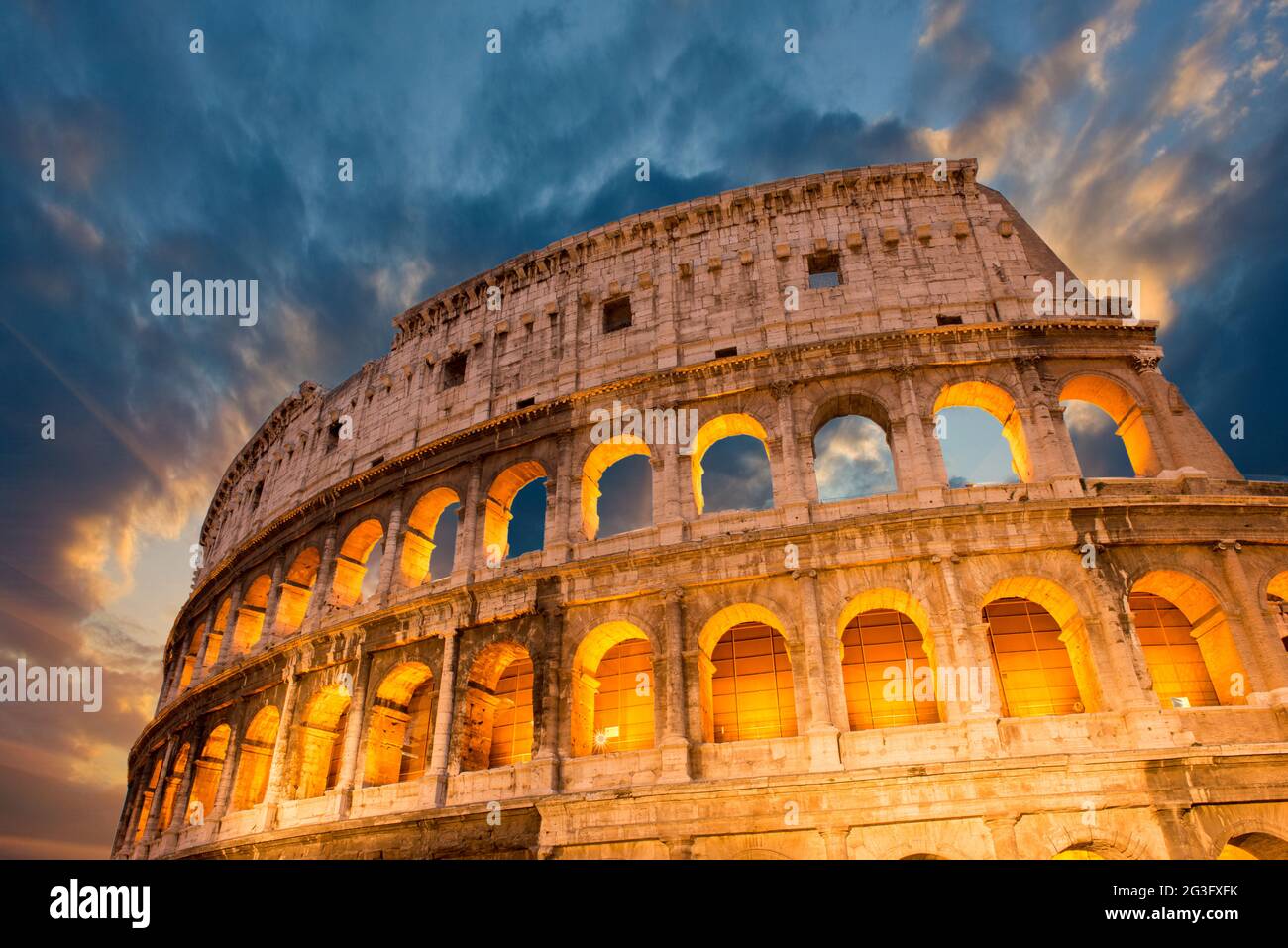Wonderful view of Colosseum in all its magnificience - Autumn sunset in Rome Stock Photo