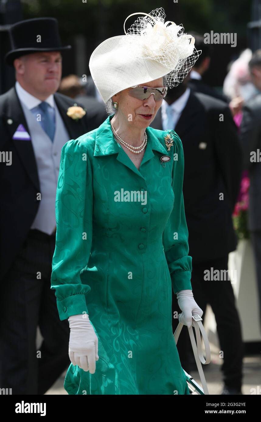 Royal ascot wednesday 2021 hi-res stock photography and images - Alamy