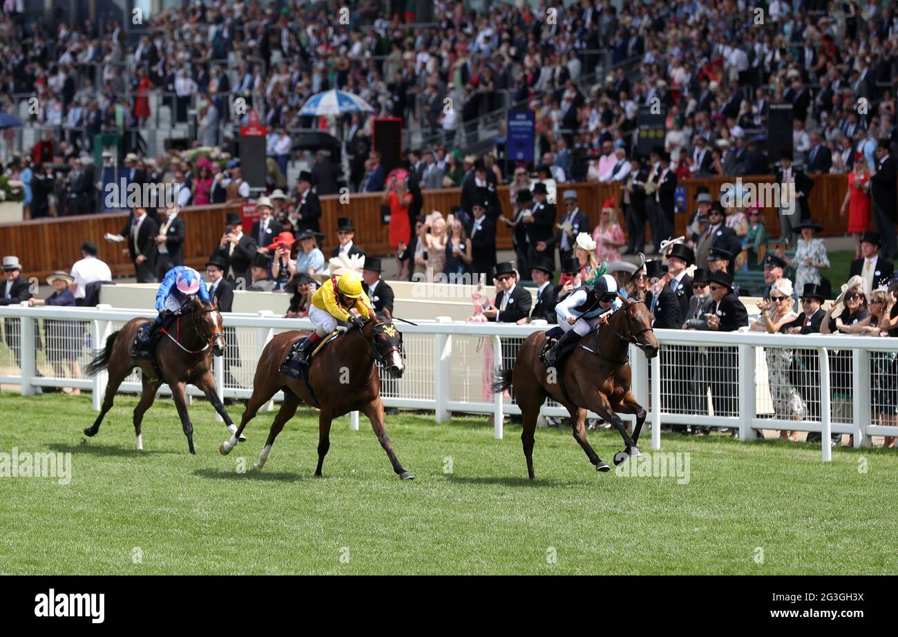 Quick Suzy and Gary Carroll (right) coming home to win the Queen Mary Stakes during day two of Royal Ascot at Ascot Racecourse. Picture date: Wednesday June 16, 2021. Stock Photo
