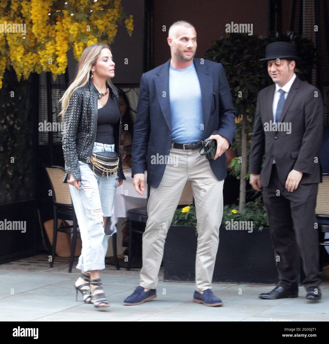 Damien hirst elen rivas hi-res stock photography and images - Alamy