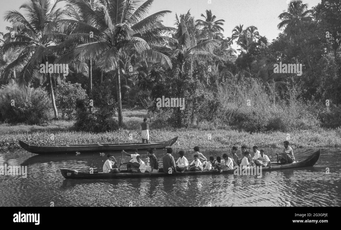 Canoe ferry kerala Black and White Stock Photos & Images Alamy