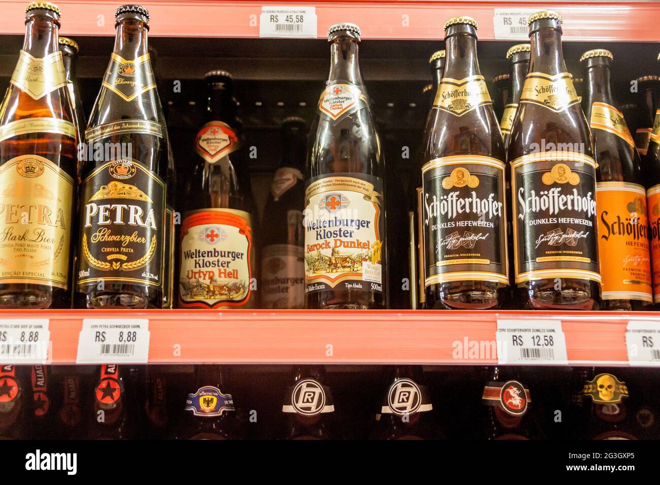 Many beer brands hi-res stock photography and images - Alamy