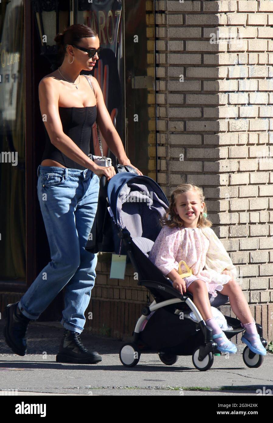 NEW YORK, NY JUNE 16 Irina Shayk, Lea De Seine Shayk Cooper seen in