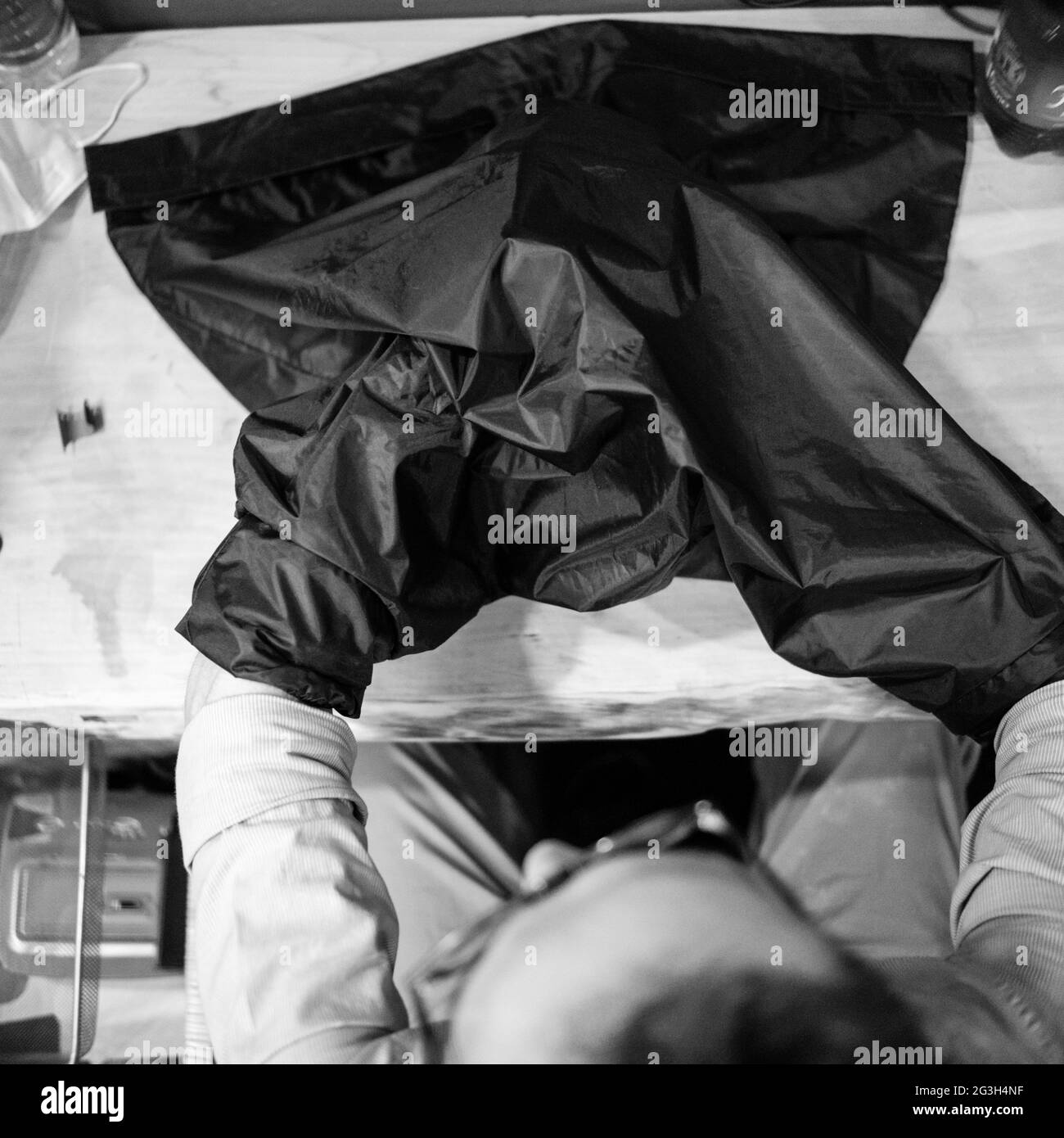 Shooting street with 35mm vintage camera and developing film Stock