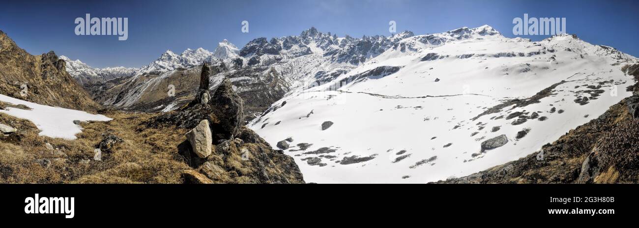 Himalayas nepal panorama hi-res stock photography and images - Alamy