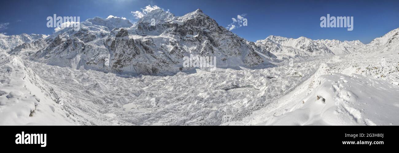 Himalayas nepal panorama hi-res stock photography and images - Alamy