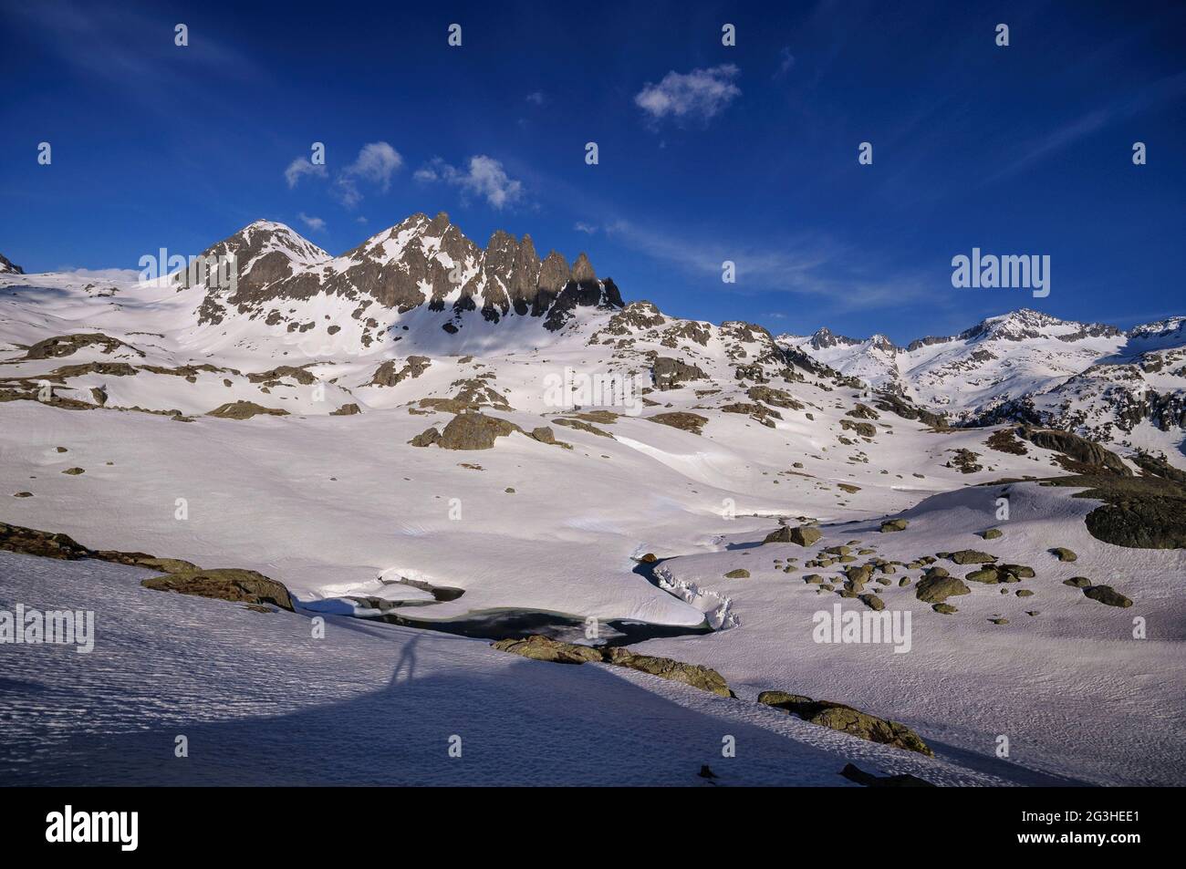 Winter snowy afternoon at Travessani spires (Boí Valley, Catalonia, Spain, Pyrenees) ESP: Tarde de invierno con nieve en las agujas de Travessani Stock Photo