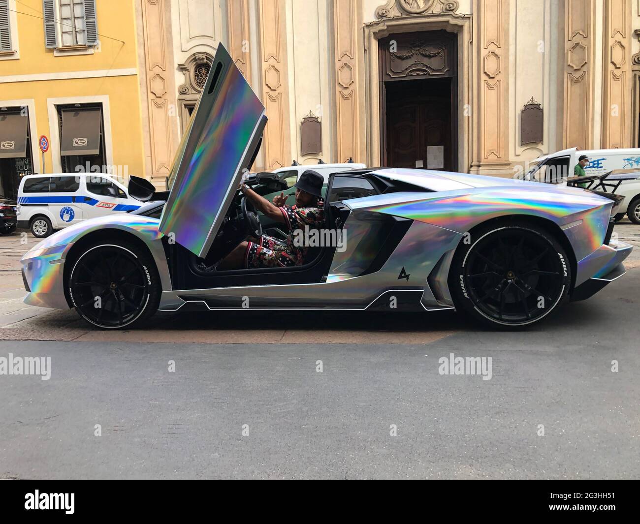 Milan, Pierre Emerick Aubameyang in the center with his family Pierre