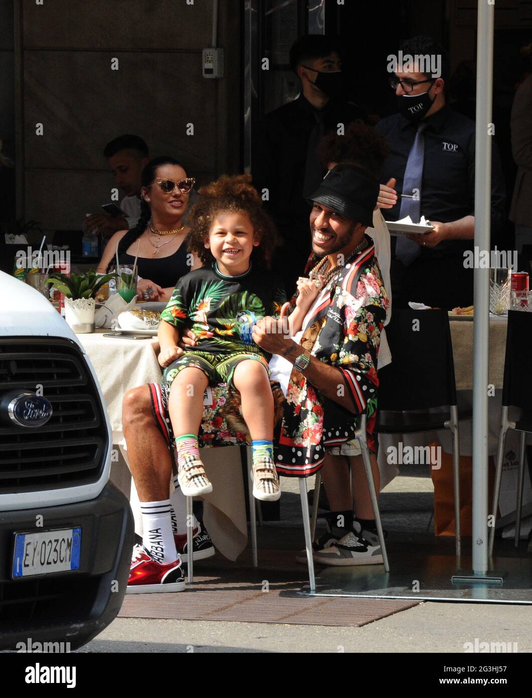 Milan Pierre Emerick Aubameyang In The Center With His Family Pierre 