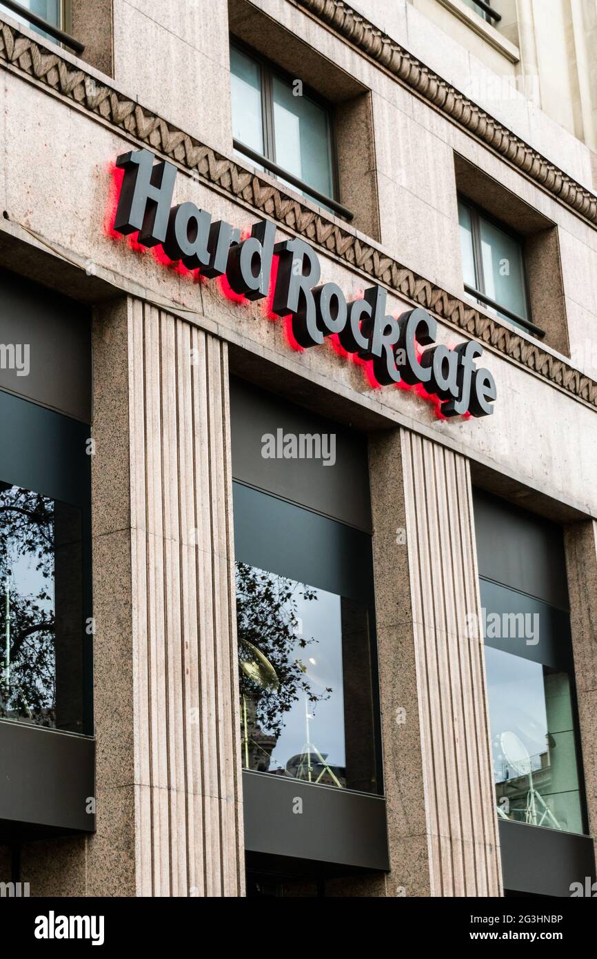 Badalona, Barcelona, Spain - March 21, 2021. Logo and facade of Hard Rock Cafe, a restaurant chain founded in 1971 by Isaac Tigrett and Peter Morton Stock Photo