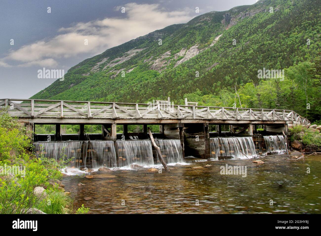 Scenic Crawford Notch State Park in White Mountains of New Hampshire