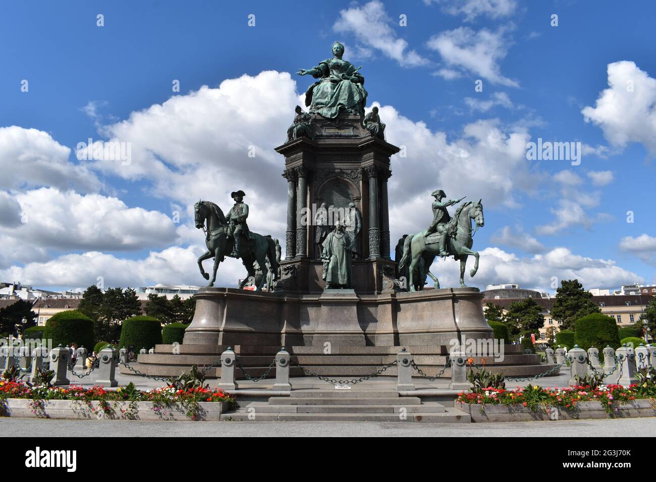 Vienna. Maria-Theresien-Platz. Empress Maria Theresia monument. Stock Photo