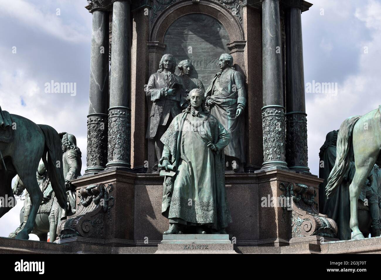 Vienna. Maria-Theresien-Platz. Empress Maria Theresia monument. Stock Photo