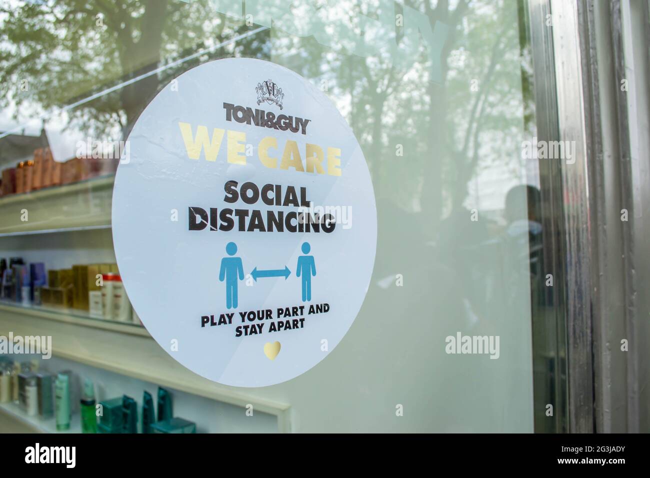 Hair Salon Signage High Resolution Stock Photography And Images Alamy