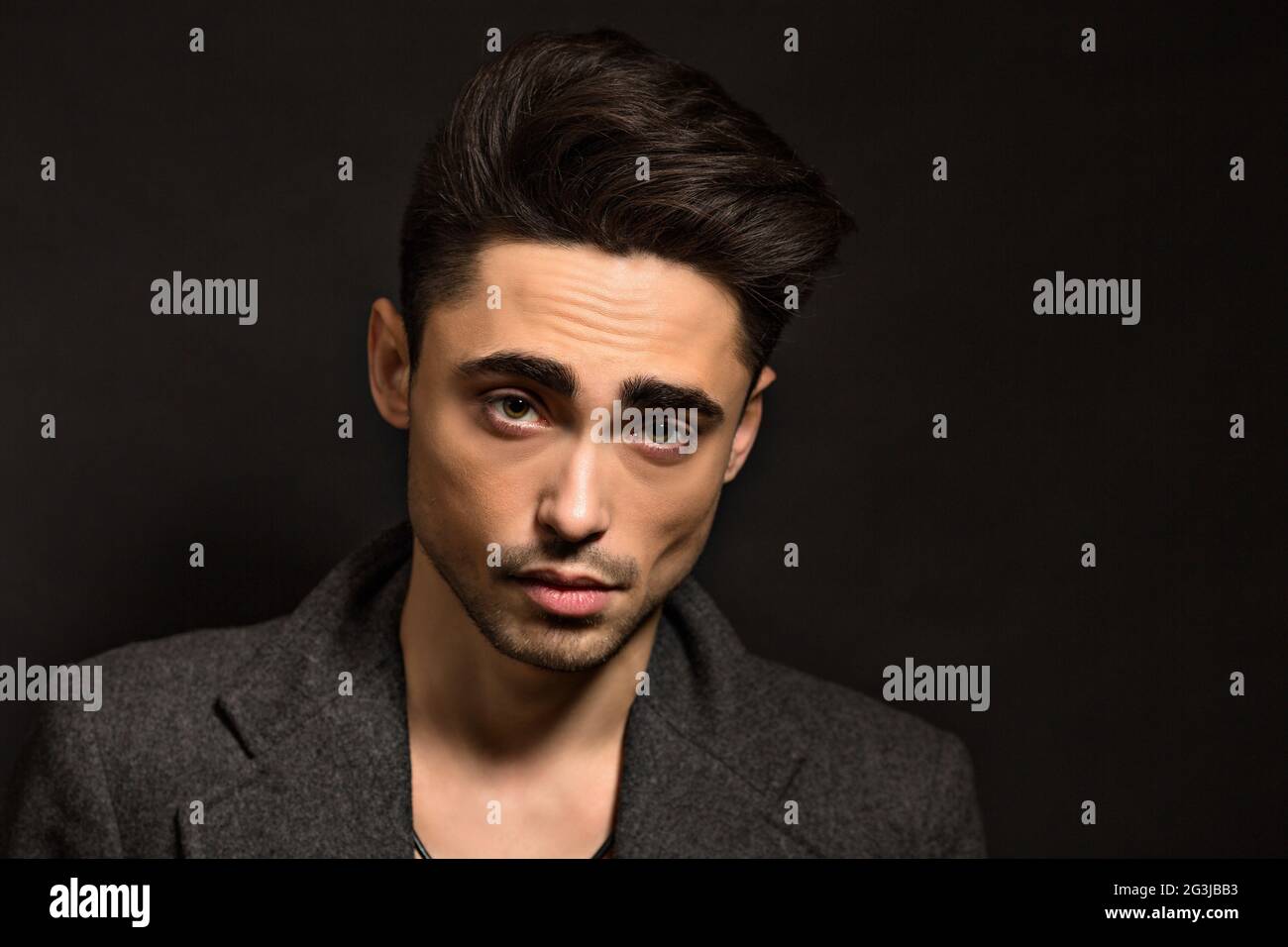 Serious black model hi-res stock photography and images - Alamy