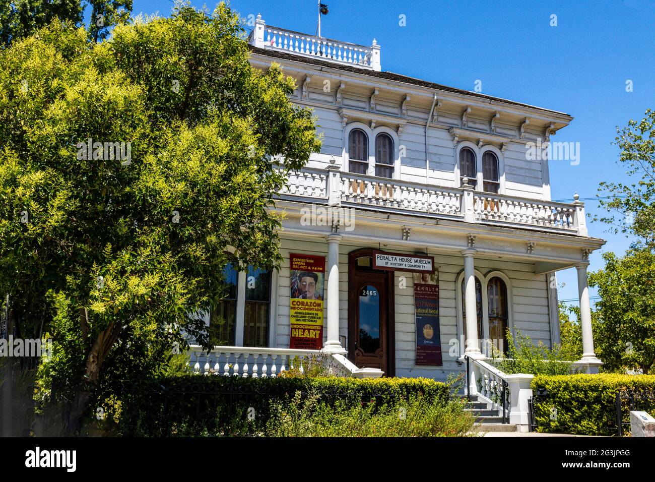 The historic Peralta House museum in Oakland California Stock Photo Alamy
