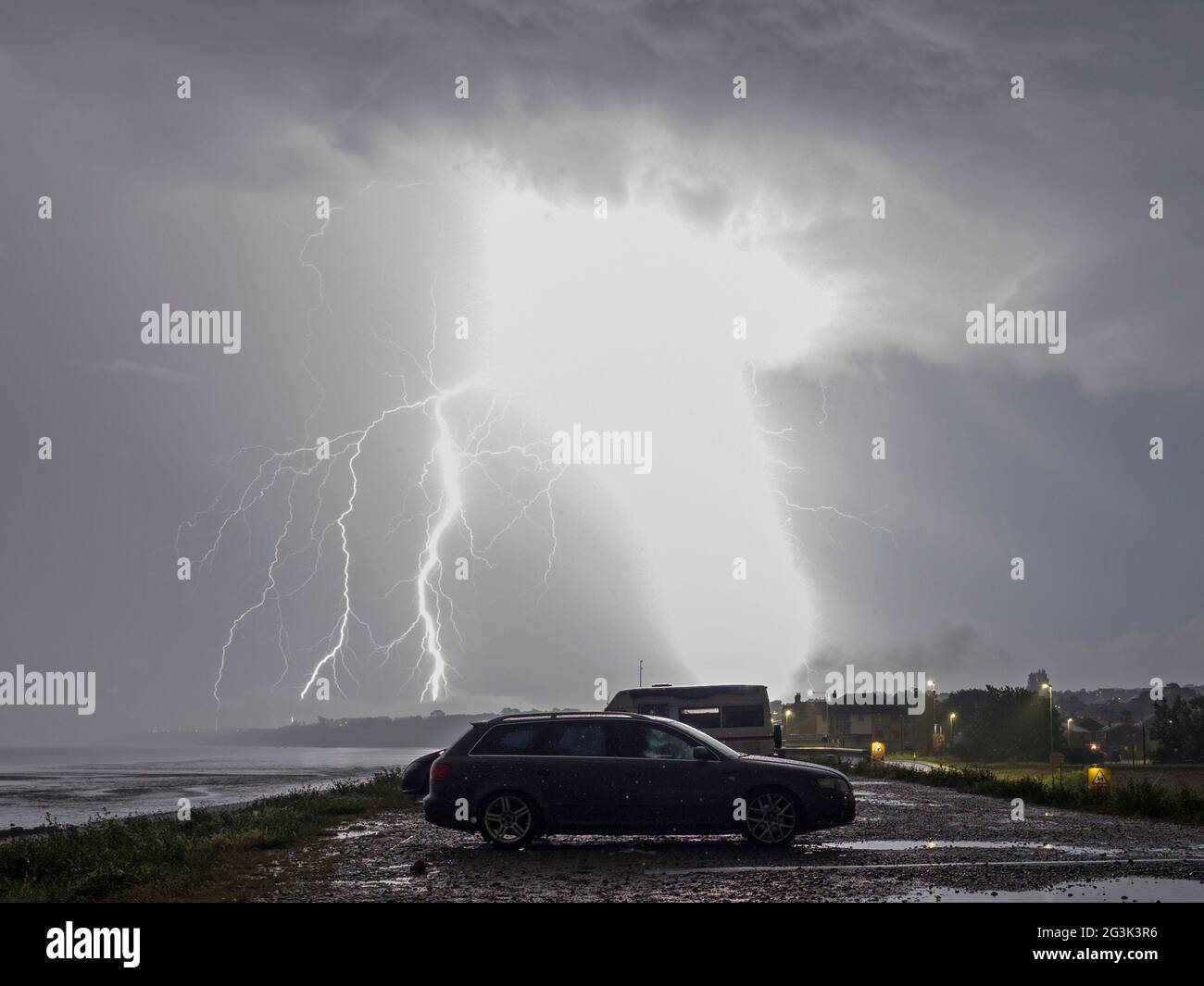 Minster on Sea, Kent, UK. 17th June, 2021. UK Weather: lightning seen in Minster on Sea, Kent. Credit: James Bell/Alamy Live News Stock Photo