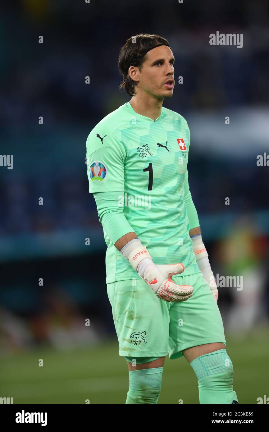 Yann Sommer (Switzerland) during the Uefa 'European Championship 2020' match between Italy 3-0 Switzerland at Olimpic Stadium on June 16, 2021 in Roma, Italy. Credit: Maurizio Borsari/AFLO/Alamy Live News Stock Photo