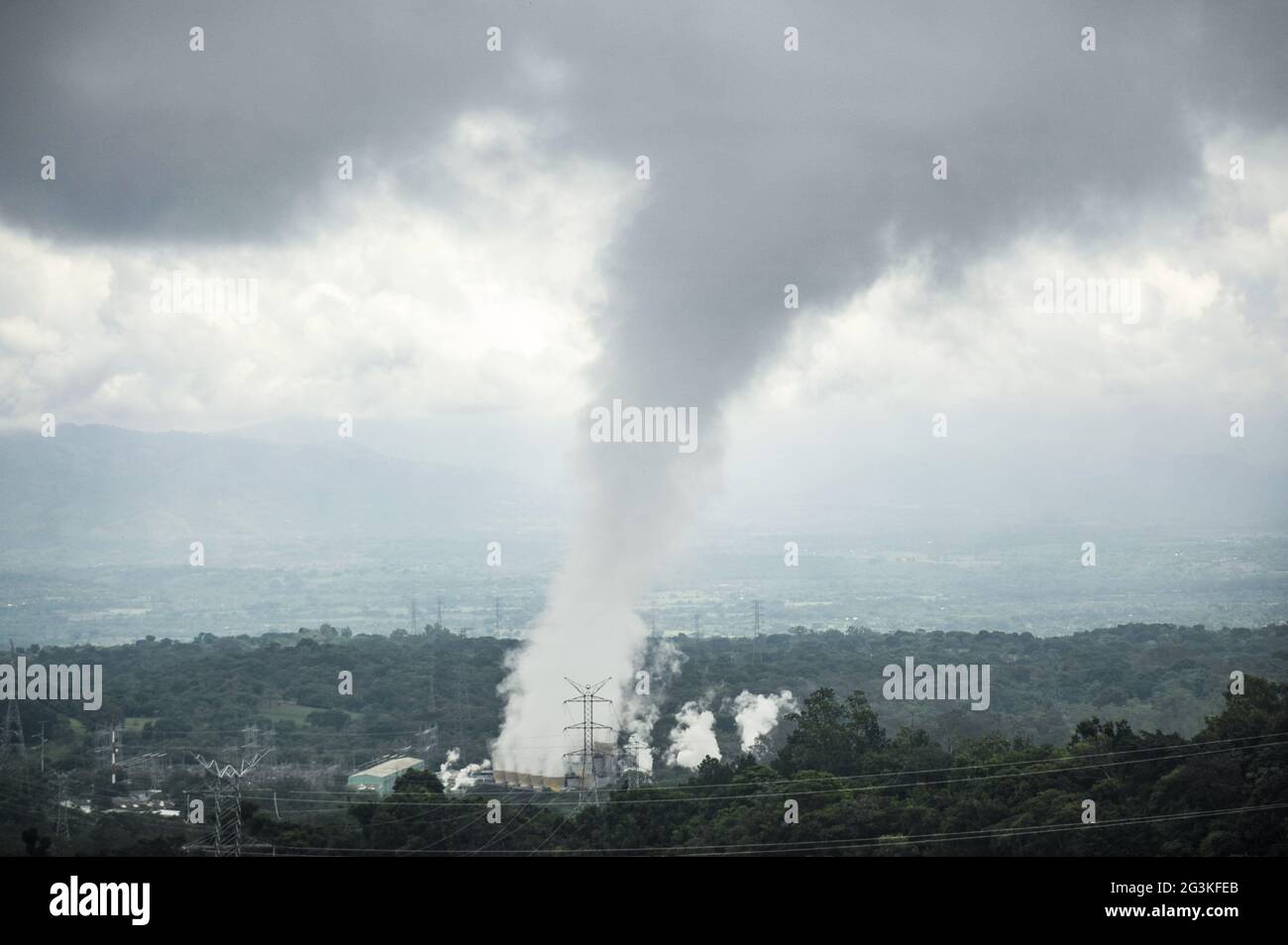 Ahuachapan, El Salvador. 16th June, 2021. A view of a geothermal energy extraction facility. Salvadoran President Nayib Bukele has announced that the government will expand its geothermal energy infrastructure to begin bitcoin mining projects. Credit: SOPA Images Limited/Alamy Live News Stock Photo