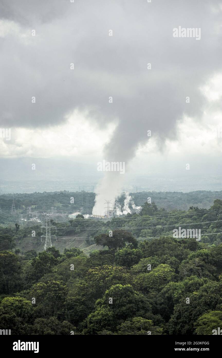Ahuachapan, El Salvador. 16th June, 2021. A view of a geothermal energy extraction facility. Salvadoran President Nayib Bukele has announced that the government will expand its geothermal energy infrastructure to begin bitcoin mining projects. Credit: SOPA Images Limited/Alamy Live News Stock Photo