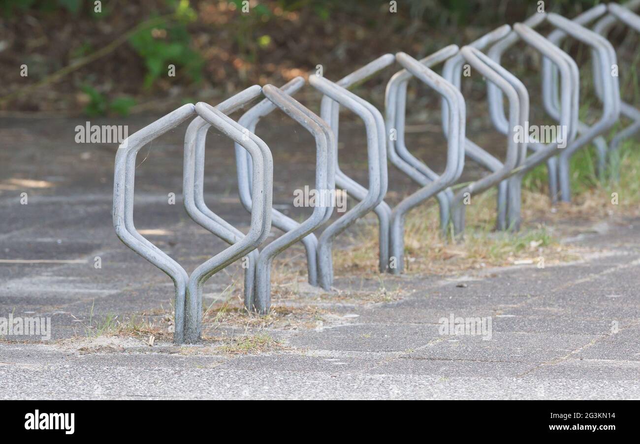 School bike rack hires stock photography and images Alamy