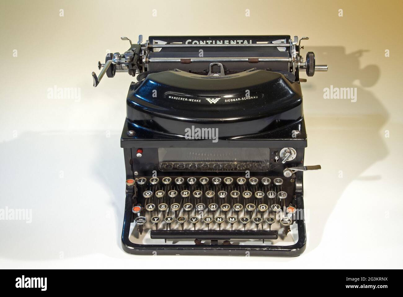 office, old mechanical typewriter, type Continental, Wanderer plant in Siegmar-Schoenau, ADDITIONAL-RIGHTS-CLEARANCE-INFO-NOT-AVAILABLE Stock Photo