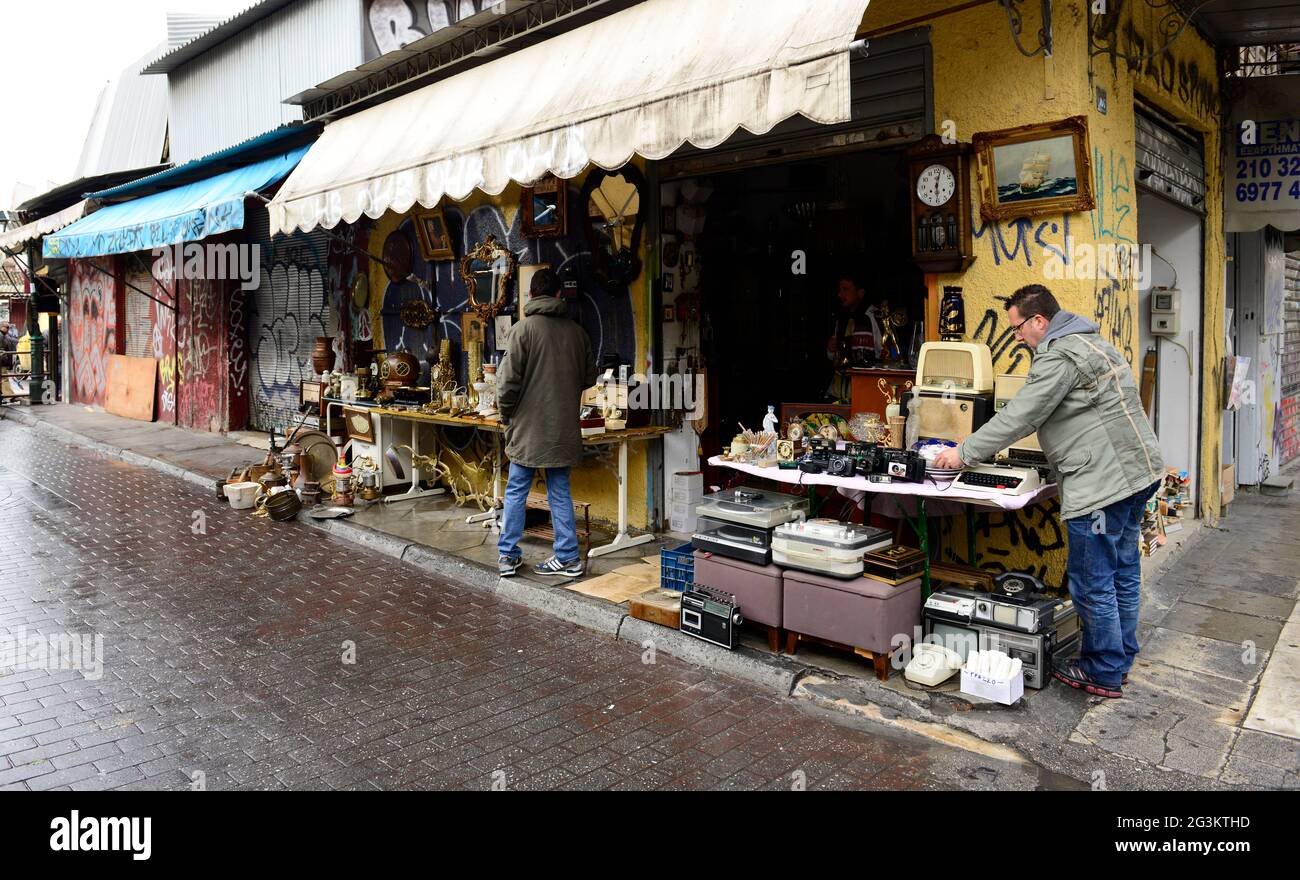 Old radios and telephones hires stock photography and images Alamy