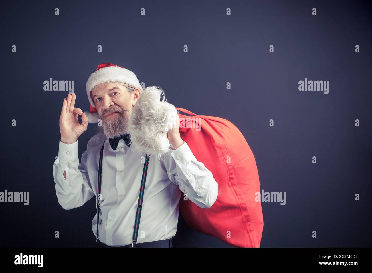 Red santa claus suit hi-res stock photography and images - Alamy