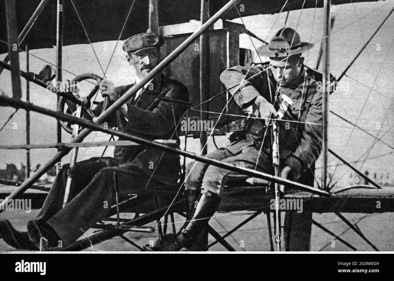 military, USA, army, test with an aircraft type Wright Model A, at the steering wheel Orville Wright, ADDITIONAL-RIGHTS-CLEARANCE-INFO-NOT-AVAILABLE Stock Photo