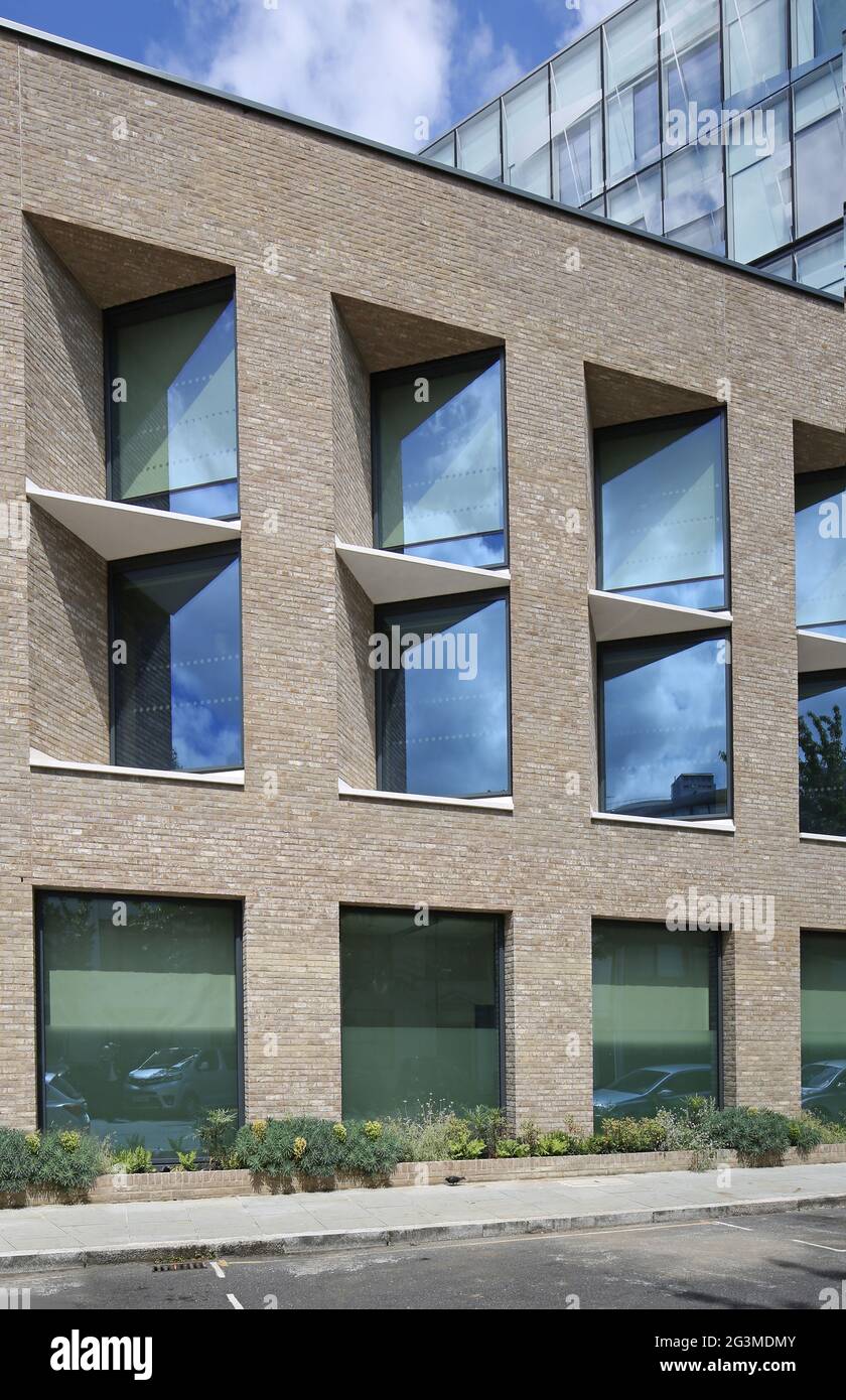 City Law School, London, UK. New building on Sebastian Street, Clerkenwell. Designed by Wilkinson Eyre Arcitects. Part of City University of London. Stock Photo