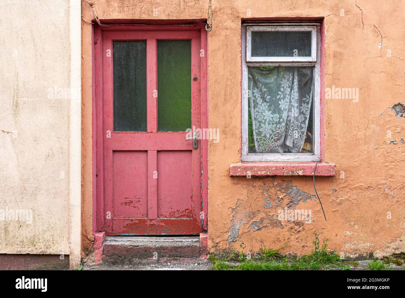 Abandoned houses in disrepair, Killaloe, County Clare Ireland Stock Photo