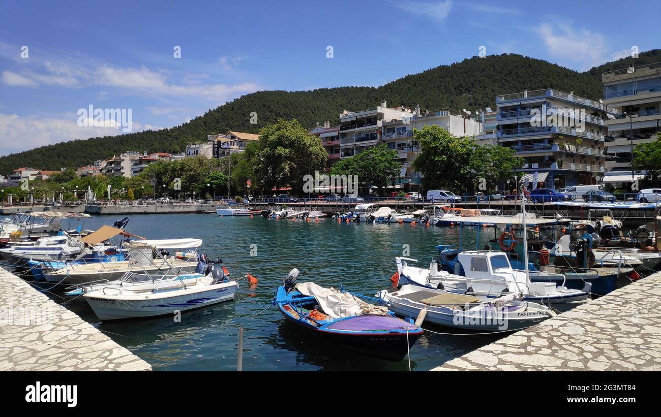 Sailboat and vessels hi-res stock photography and images - Alamy