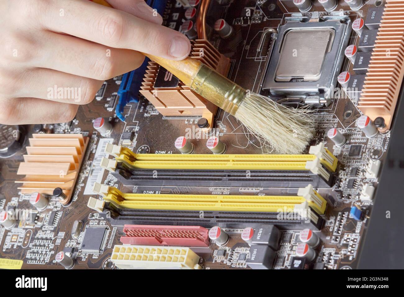Upgrading computer hi-res stock photography and images - Alamy