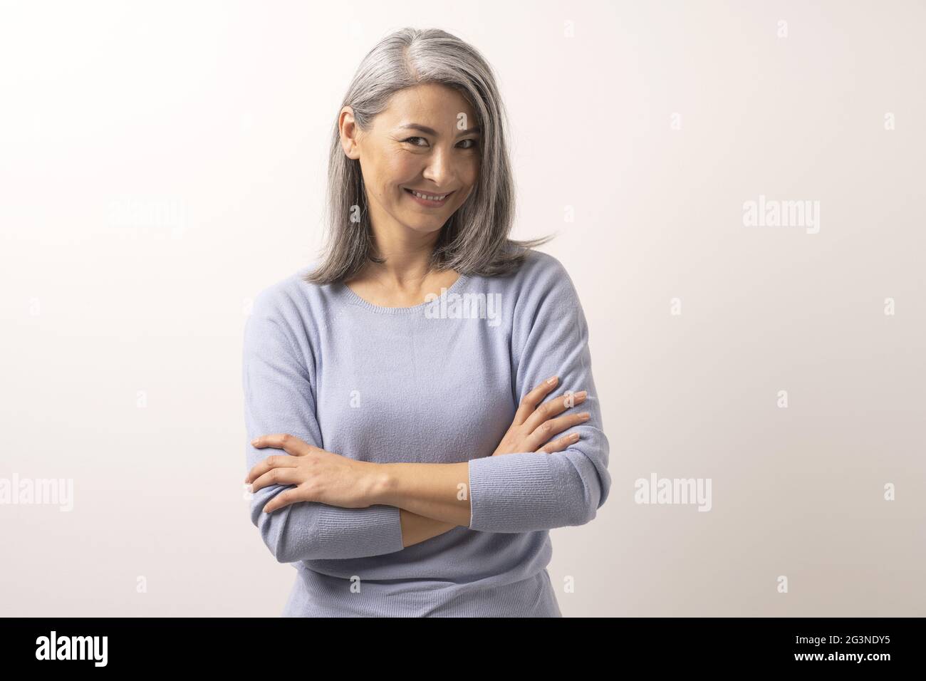 Grey haired model hi-res stock photography and images - Alamy