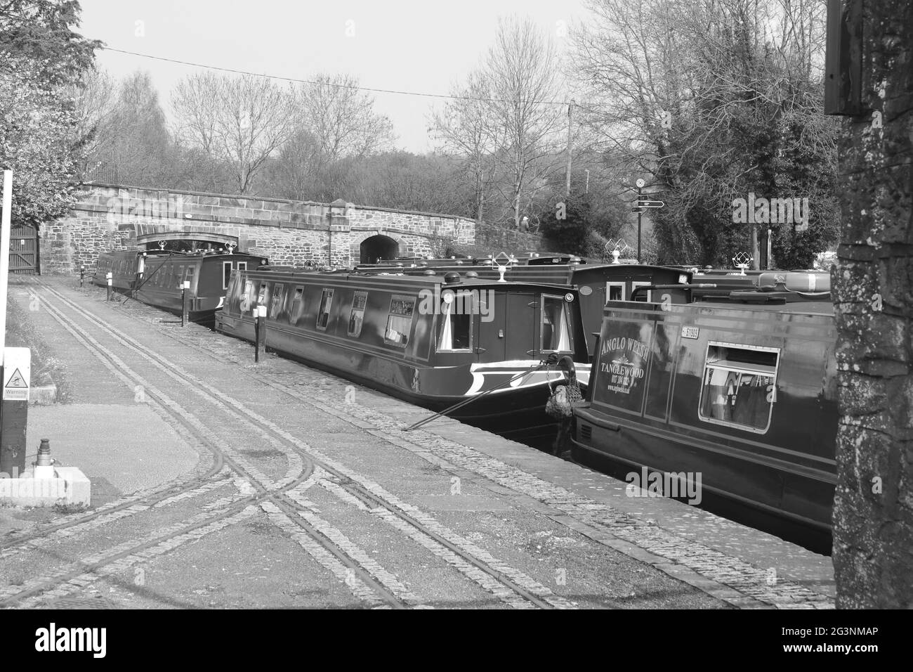 Pontyglasier Rivers Pontcysyllte Aqueduct and canal a world heritage site is a navigable ...