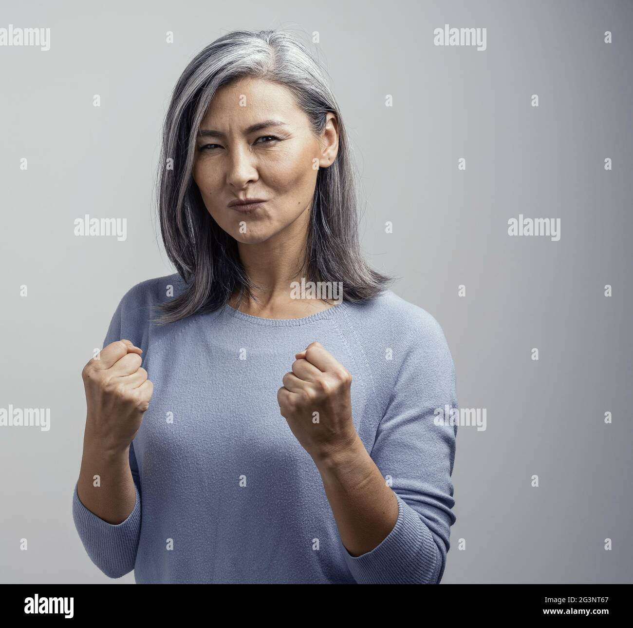 Beautiful mature asian woman hi-res stock photography and images - Alamy