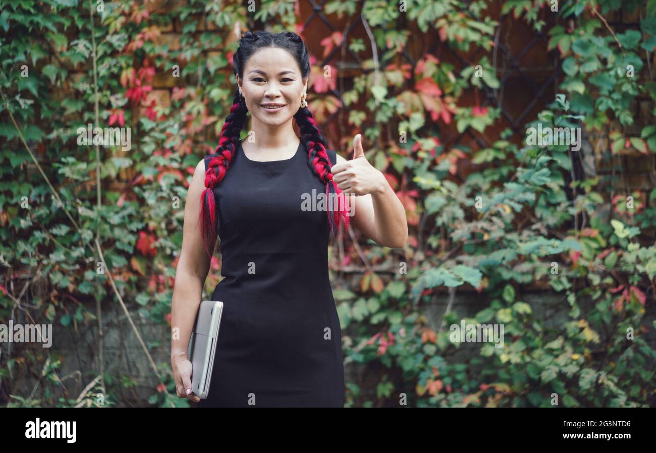 Middle aged asian lady hi-res stock photography and images - Alamy