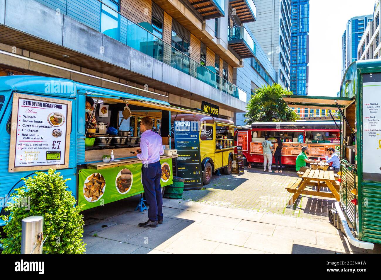 Street Food Vans food market in South Quay, Canary Wharf, London, UK Stock Photo